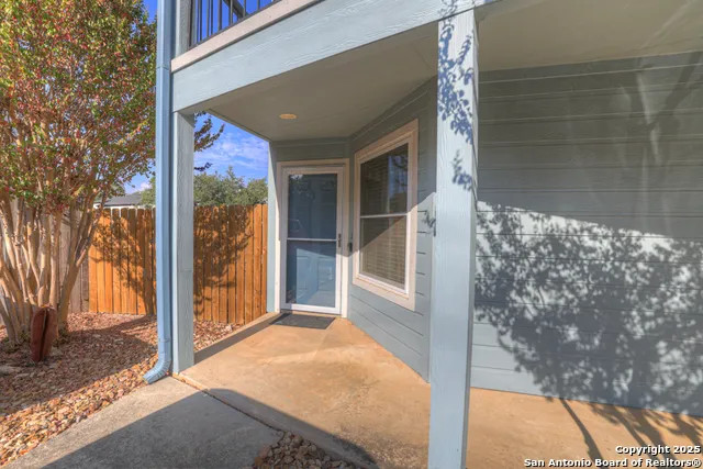 1603 Parkview #APT D1 Canyon Lake, TX 78133