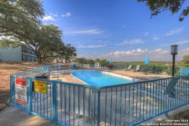 1603 Parkview #APT D1 Canyon Lake, TX 78133