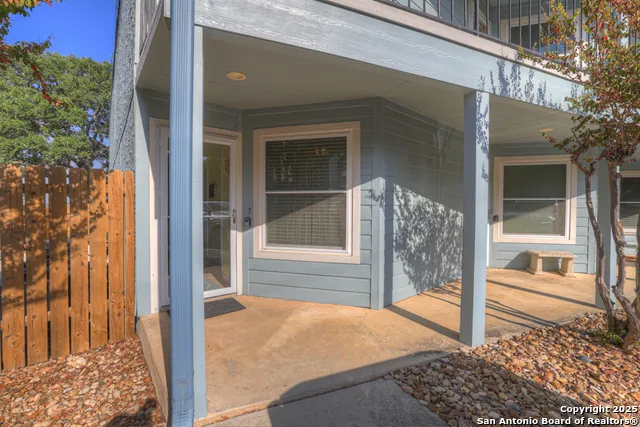 1603 Parkview #APT D1 Canyon Lake, TX 78133