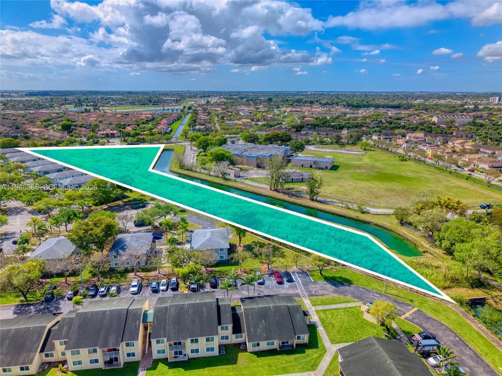 139 SW 272 ST Naranja, FL 33032