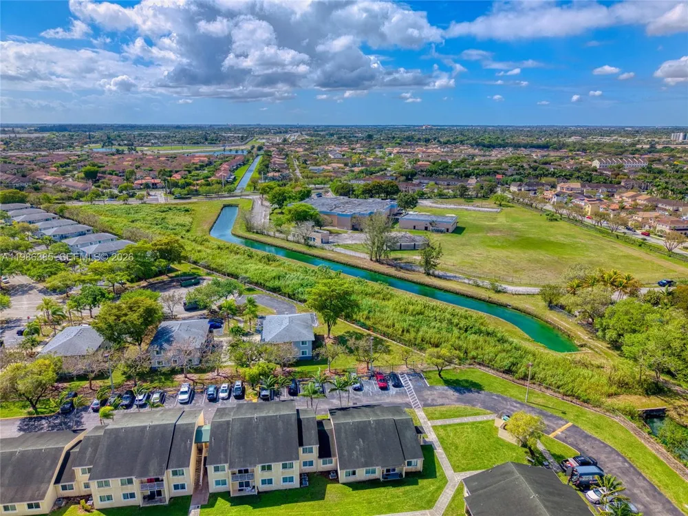 139 SW 272 ST Naranja, FL 33032