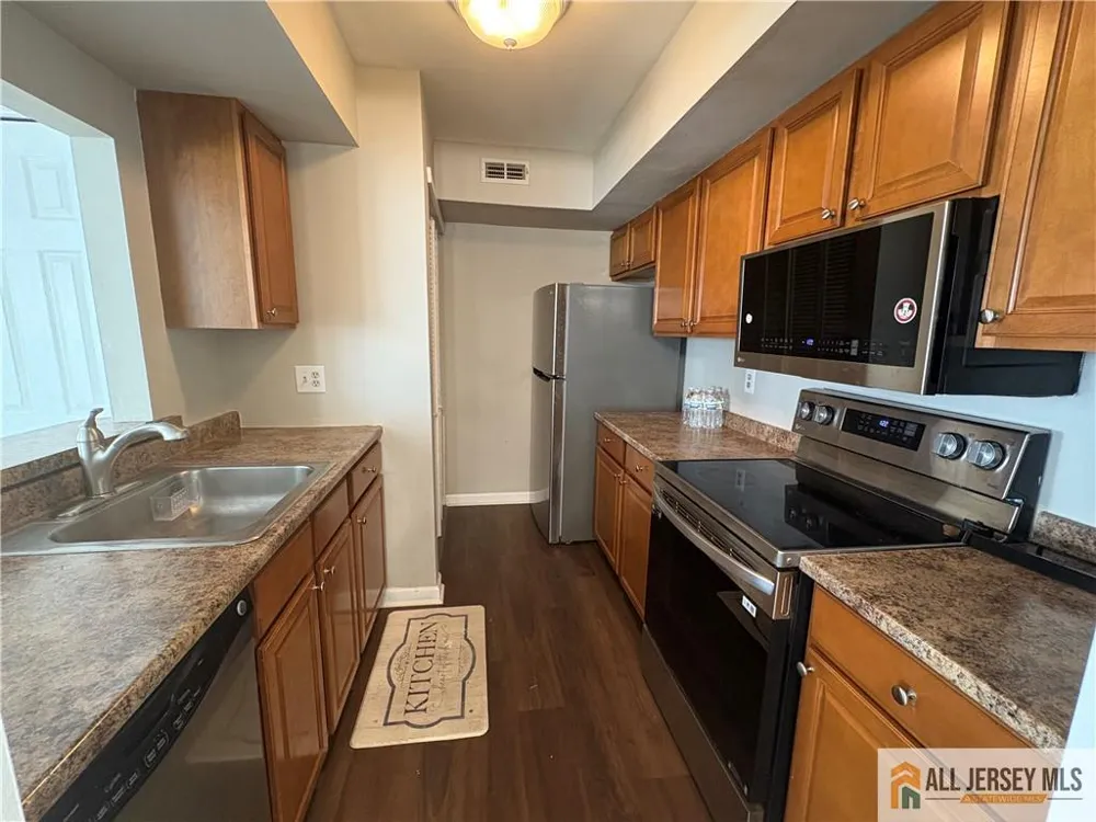 904 Gregorys Way #904 Voorhees, NJ 08043