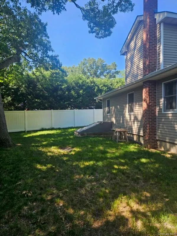56 Wylde Road Mount Sinai, NY 11766