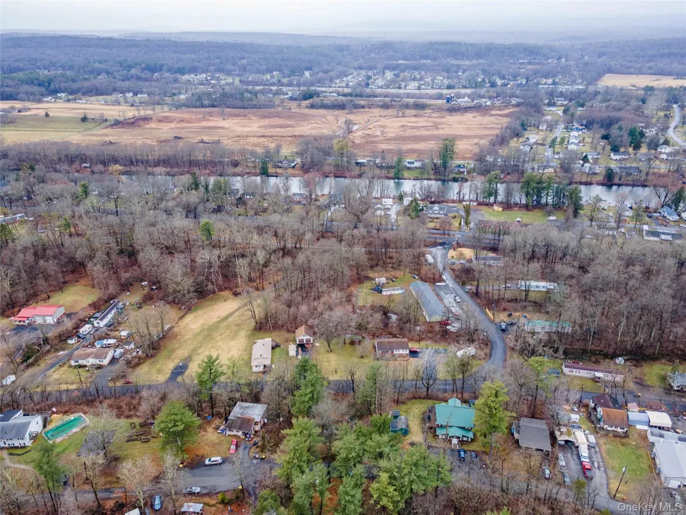 56 South Drive Saugerties, NY 12477