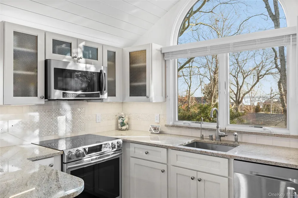 67 North Road #A Hampton Bays, NY 11946