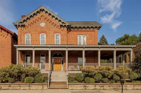 308 Main Street