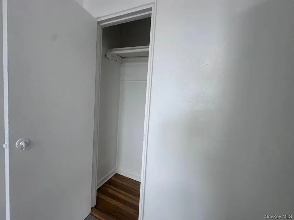 150-11 72nd Road #6F Flushing, NY 11367