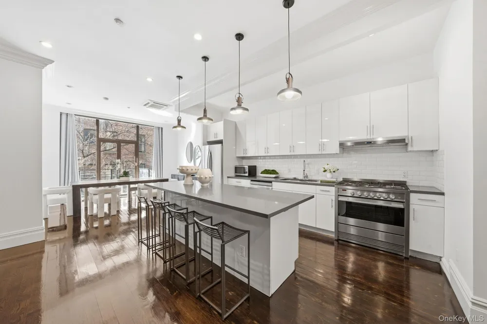 236 W 112th Street #2 New York (Manhattan), NY 10026