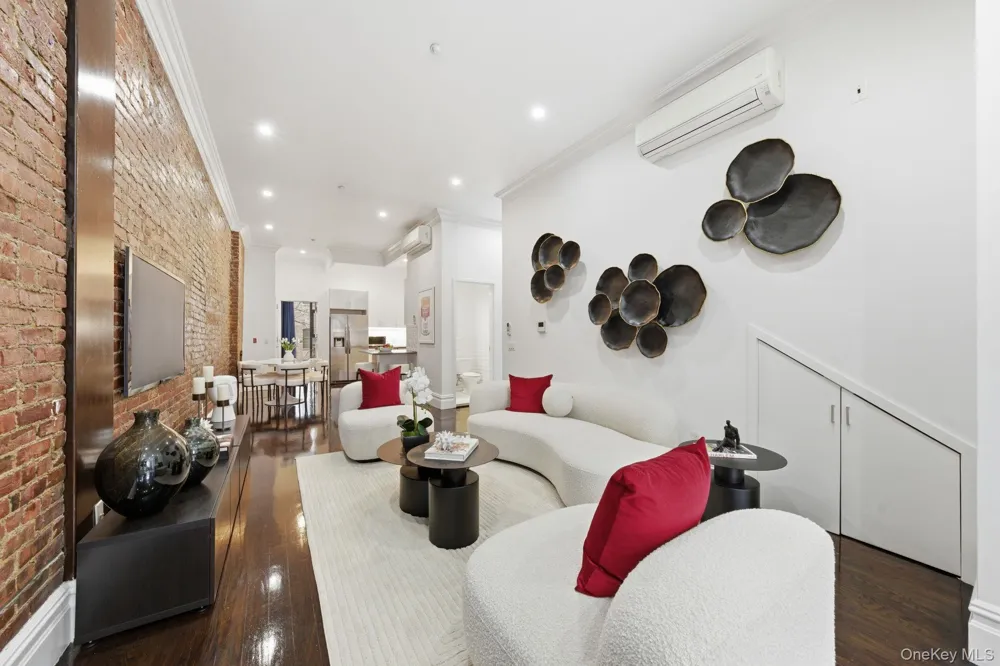 236 W 112th Street #1 New York (Manhattan), NY 10026