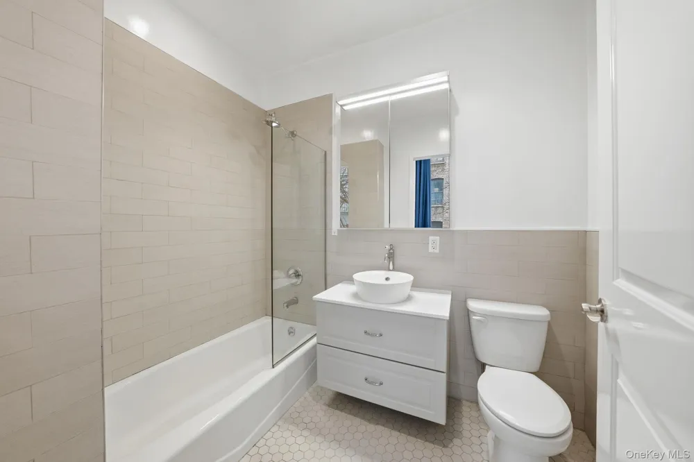 236 W 112th Street #1 New York (Manhattan), NY 10026