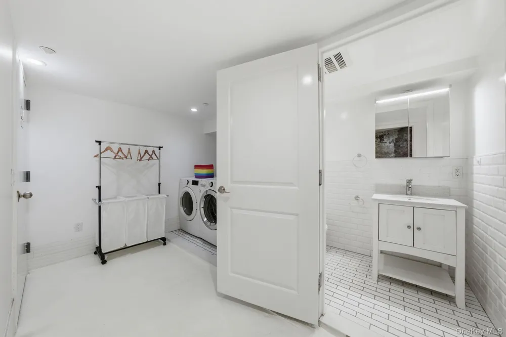 236 W 112th Street #1 New York (Manhattan), NY 10026