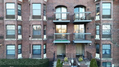 7124 164th Street #2FL