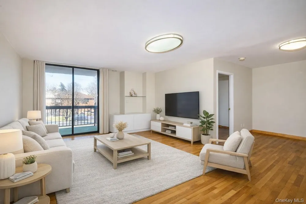 7124 164th Street #2FL Fresh Meadows, NY 11365