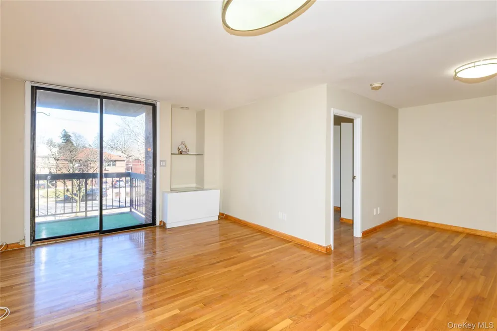 7124 164th Street #2FL Fresh Meadows, NY 11365