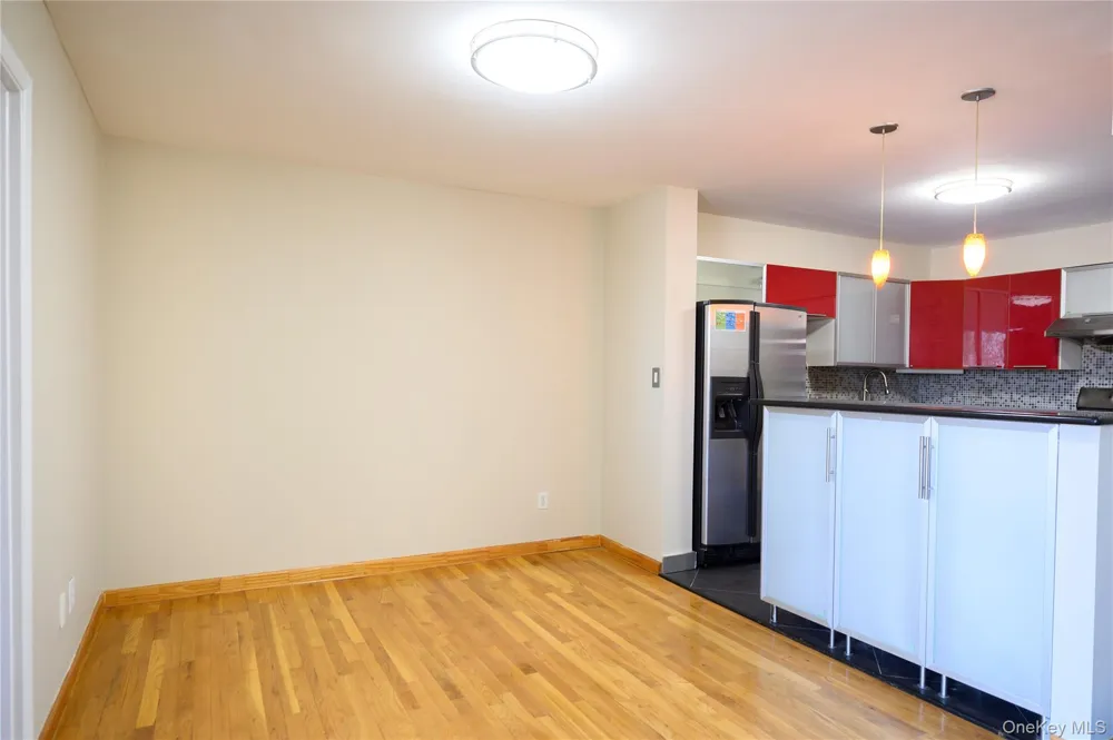 7124 164th Street #2FL Fresh Meadows, NY 11365
