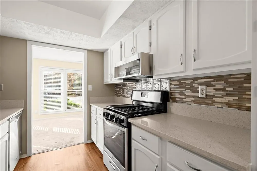 3209 Canyon Point Circle Roswell, GA 30076