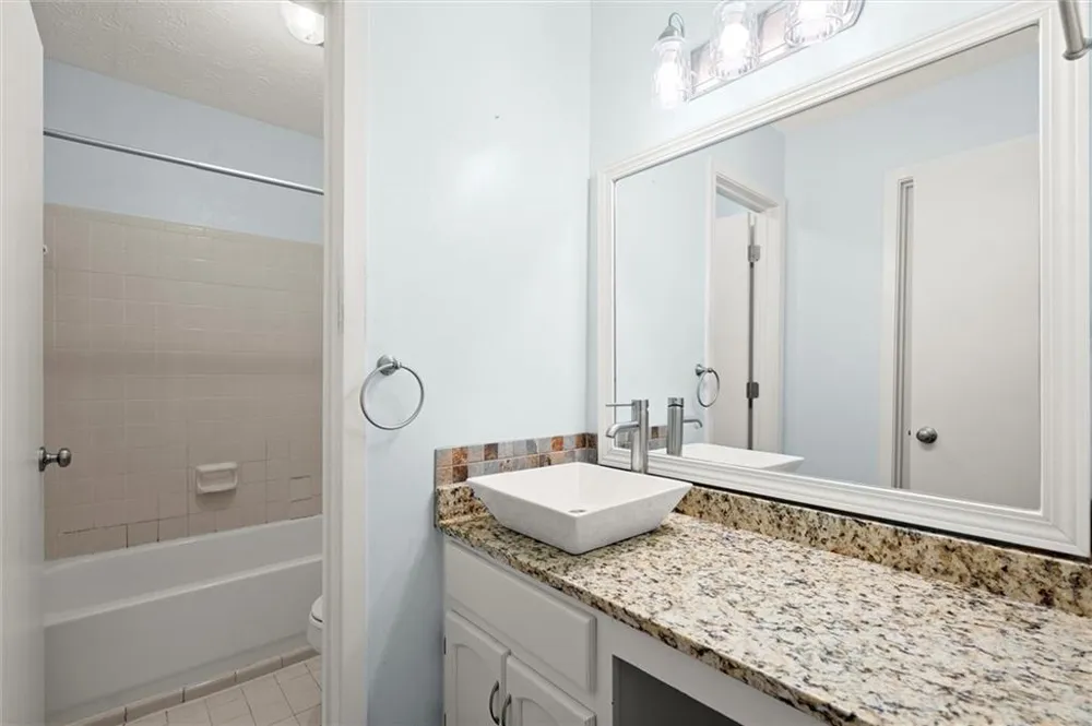 3209 Canyon Point Circle Roswell, GA 30076