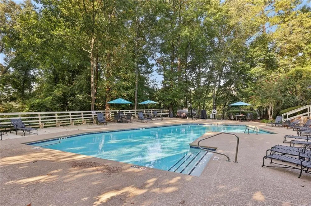3209 Canyon Point Circle Roswell, GA 30076
