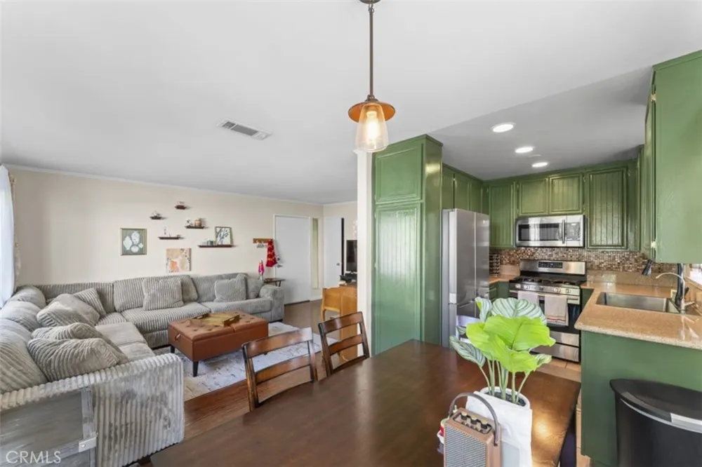 18128 Sundowner #1139 Canyon Country, CA 91387