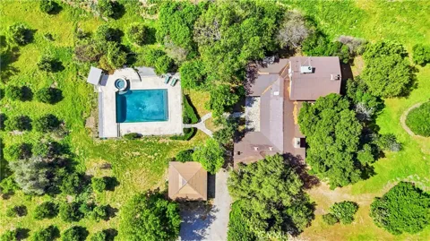 5729 Grandview