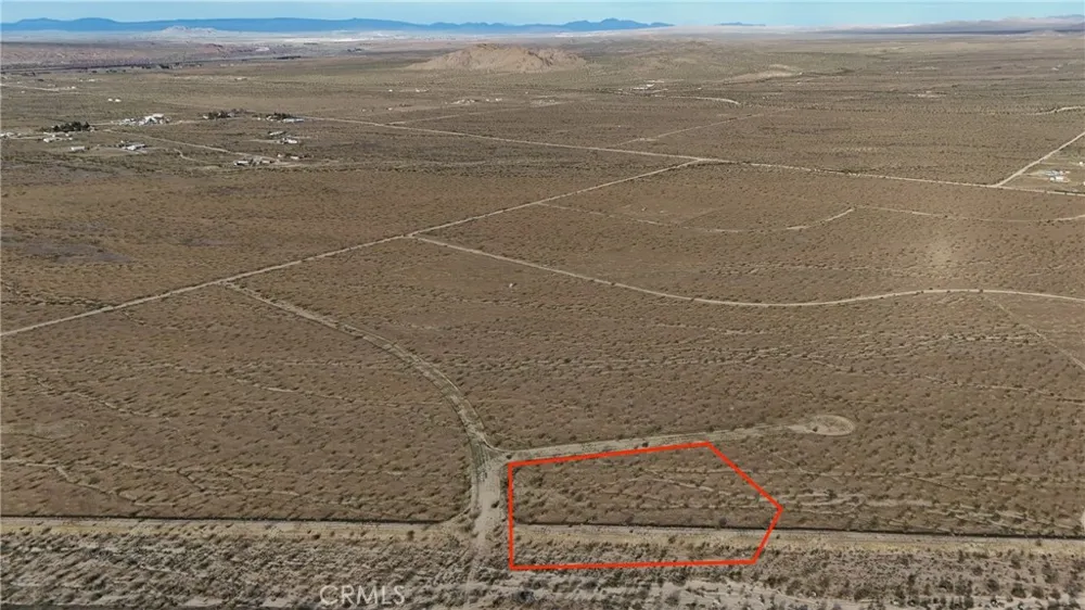 715 Corral Road Helendale, CA 92342