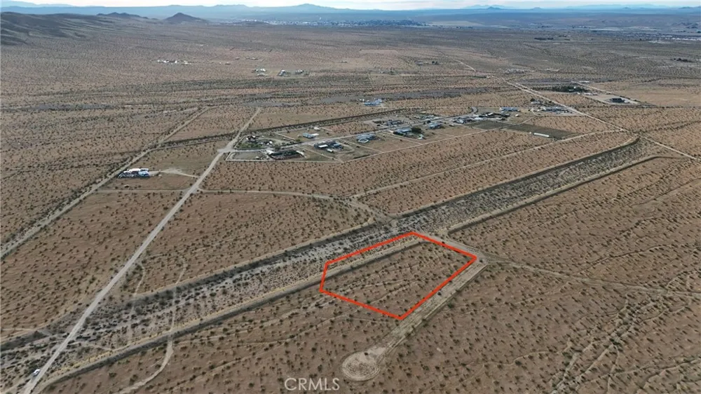715 Corral Road Helendale, CA 92342