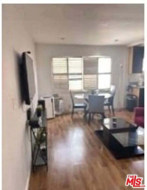 137 Rexford #2 Beverly Hills, CA 90212
