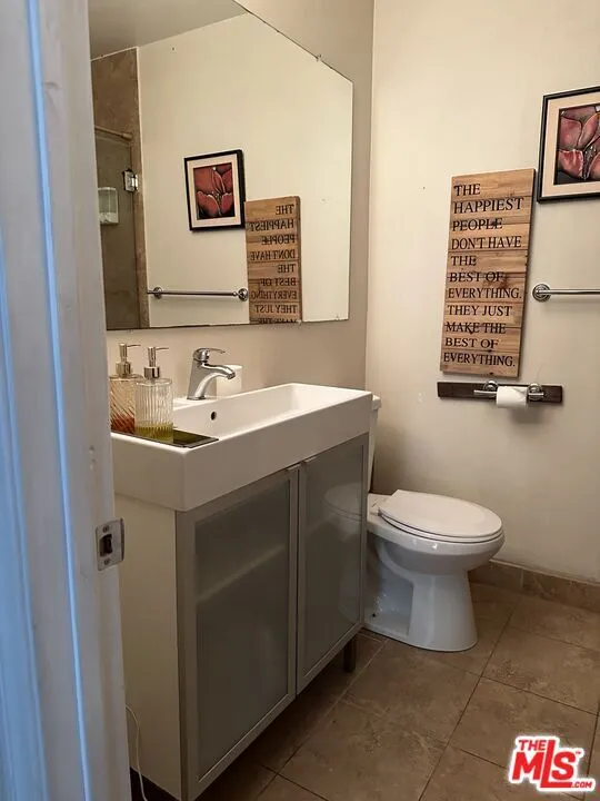 137 Rexford #2 Beverly Hills, CA 90212