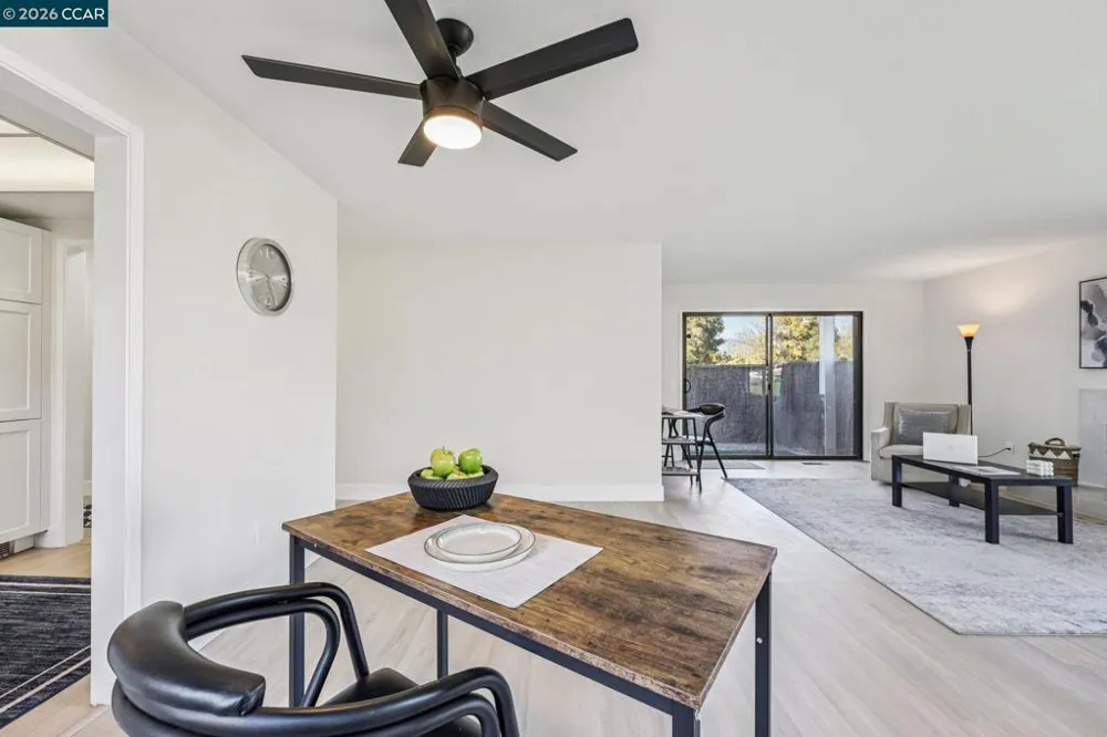 2 Lakeview Ct Novato, CA 94947