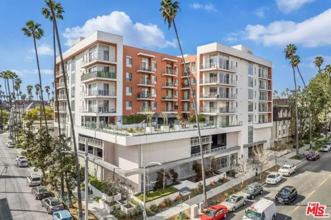 453 S Kenmore Avenue #514