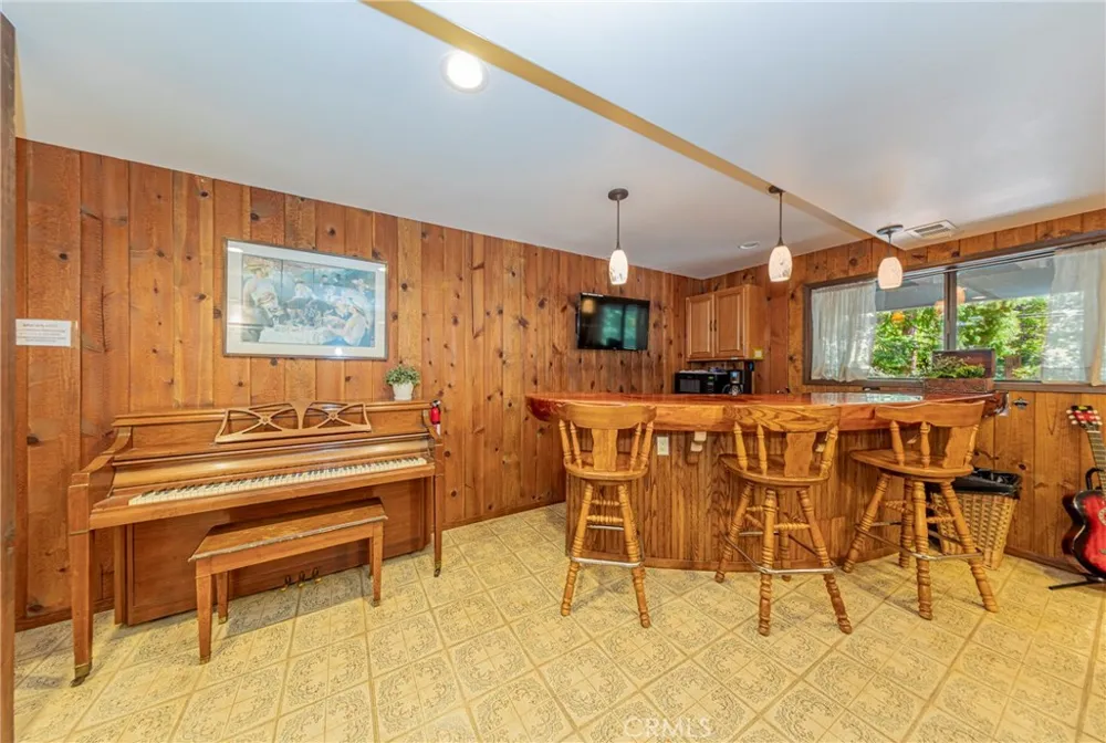 1163 Silver Tip Fish Camp, CA 93623