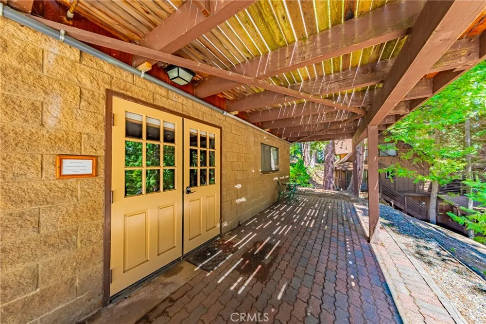 1163 Silver Tip Fish Camp, CA 93623