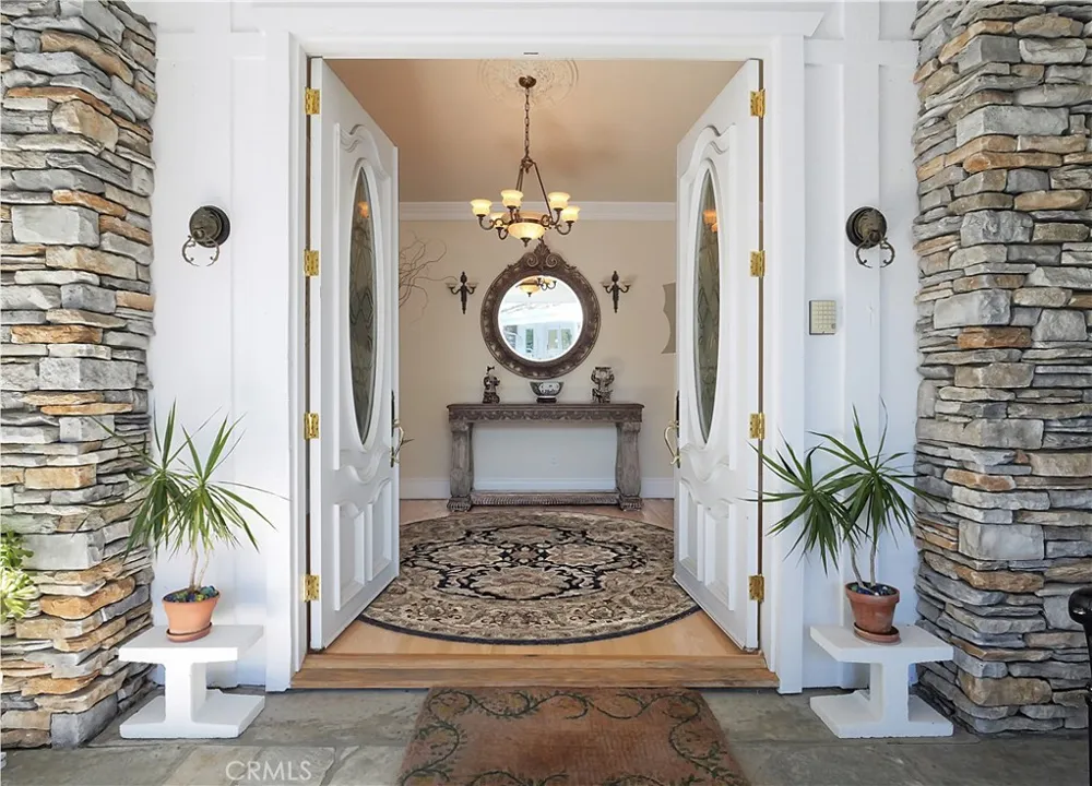49 Saddleback Rolling Hills, CA 90274