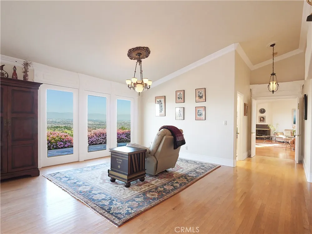 49 Saddleback Rolling Hills, CA 90274