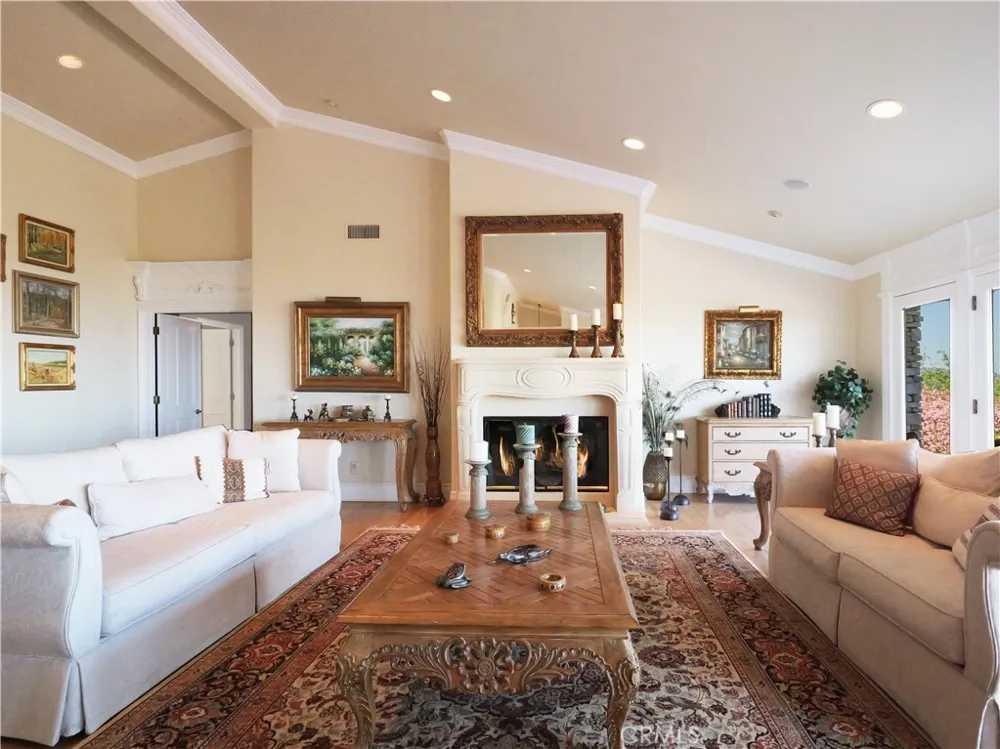 49 Saddleback Rolling Hills, CA 90274