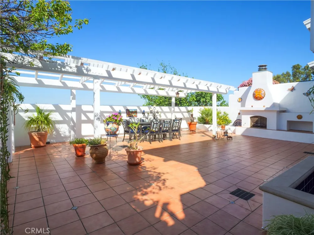 49 Saddleback Rolling Hills, CA 90274