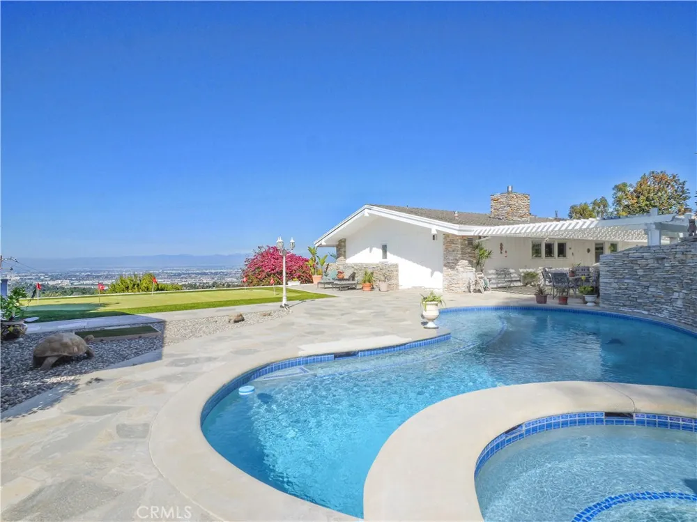 49 Saddleback Rolling Hills, CA 90274