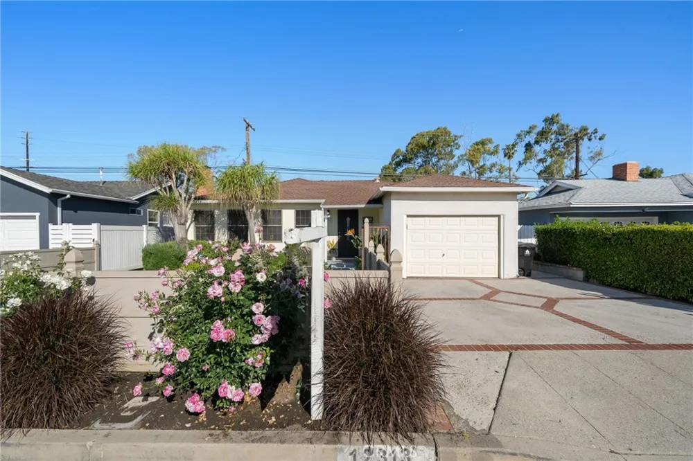 12313 Alberta Culver City, CA 90230