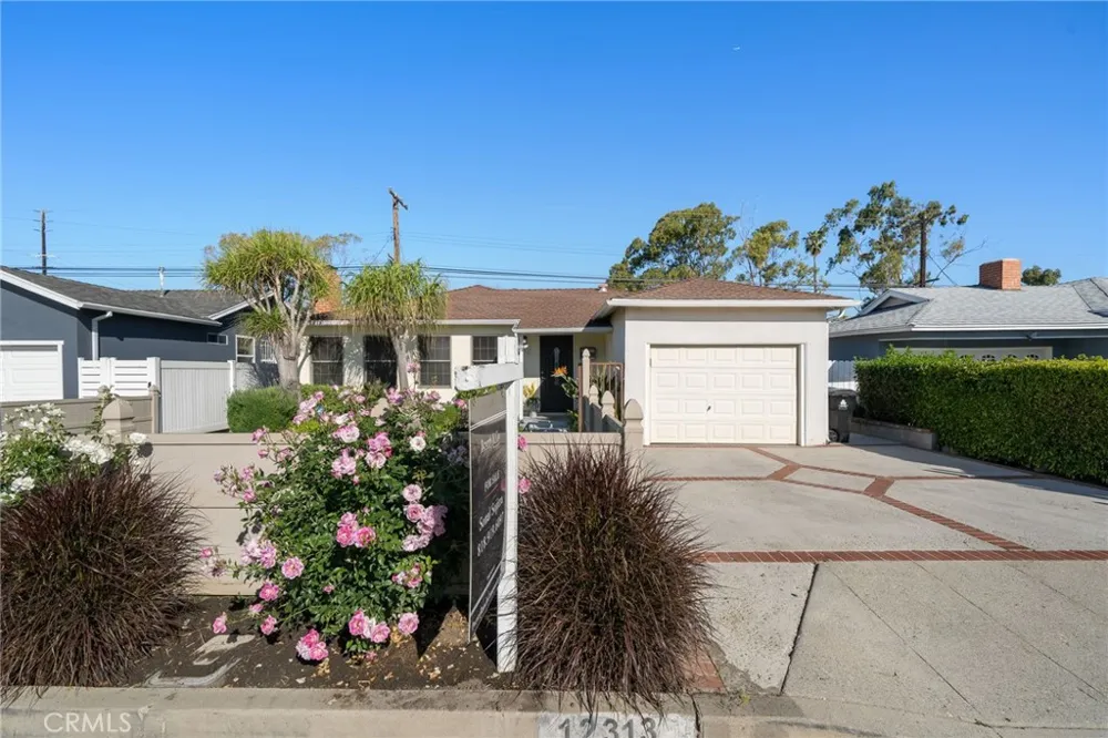 12313 Alberta Culver City, CA 90230