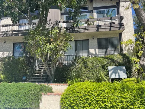 1818 Kelton Avenue #101