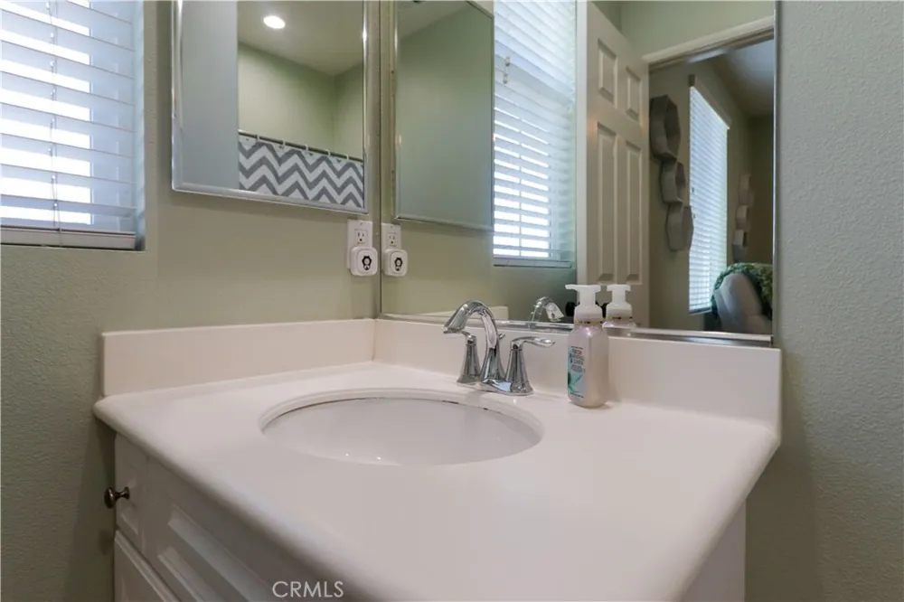 47 Aliso Ridge Loop Mission Viejo, CA 92691