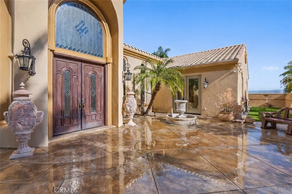 20390 Christo Court Lake Mathews, CA 92570