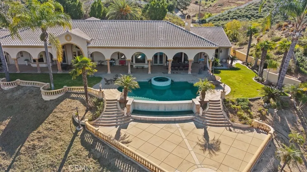 20390 Christo Court Lake Mathews, CA 92570
