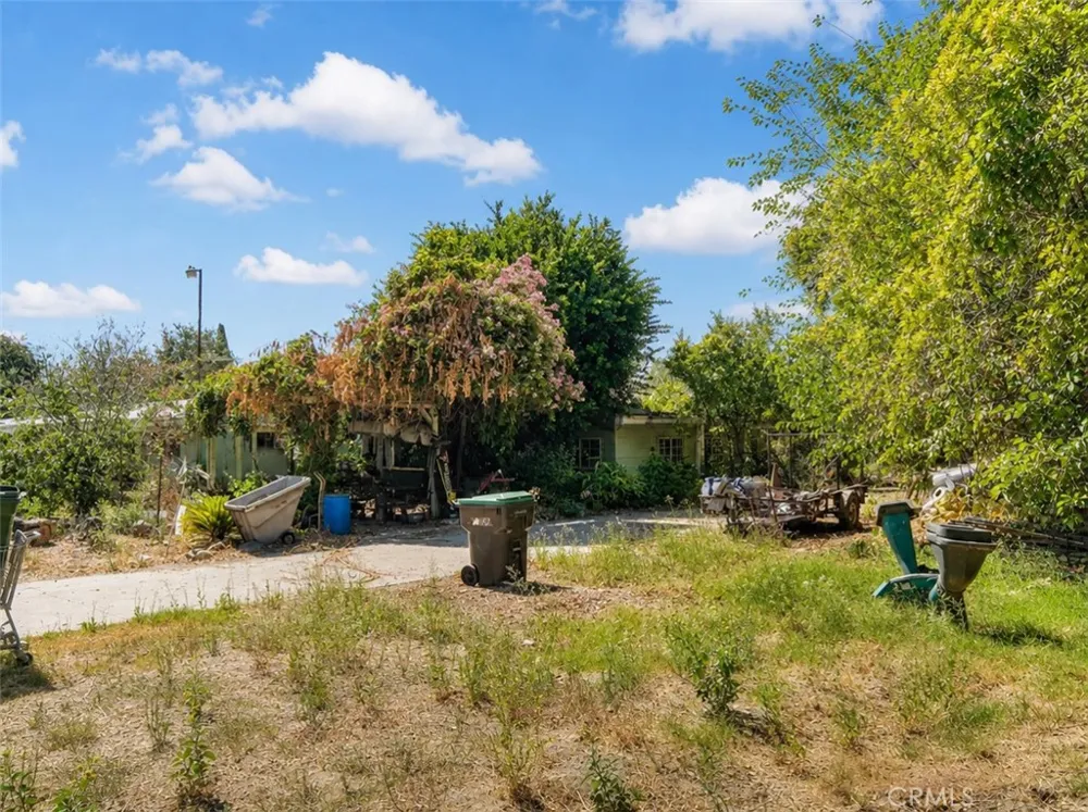 3843 Francis Avenue Chino, CA 91710