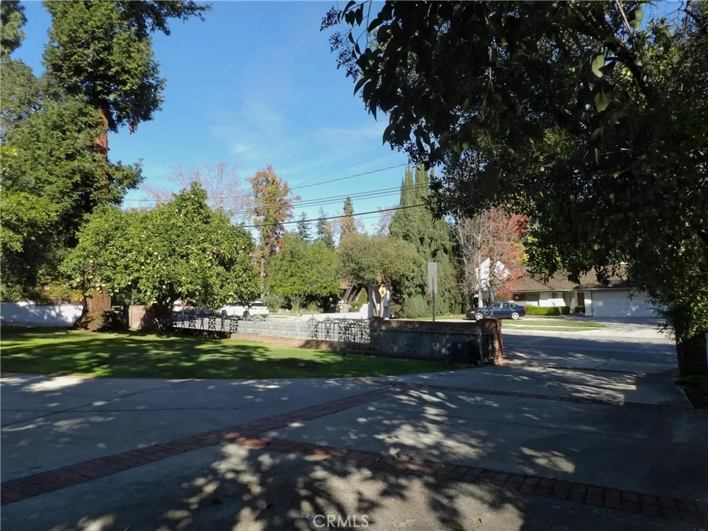 1455 Granada Avenue San Marino, CA 91108