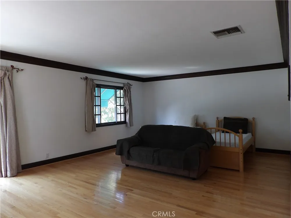 1455 Granada Avenue San Marino, CA 91108