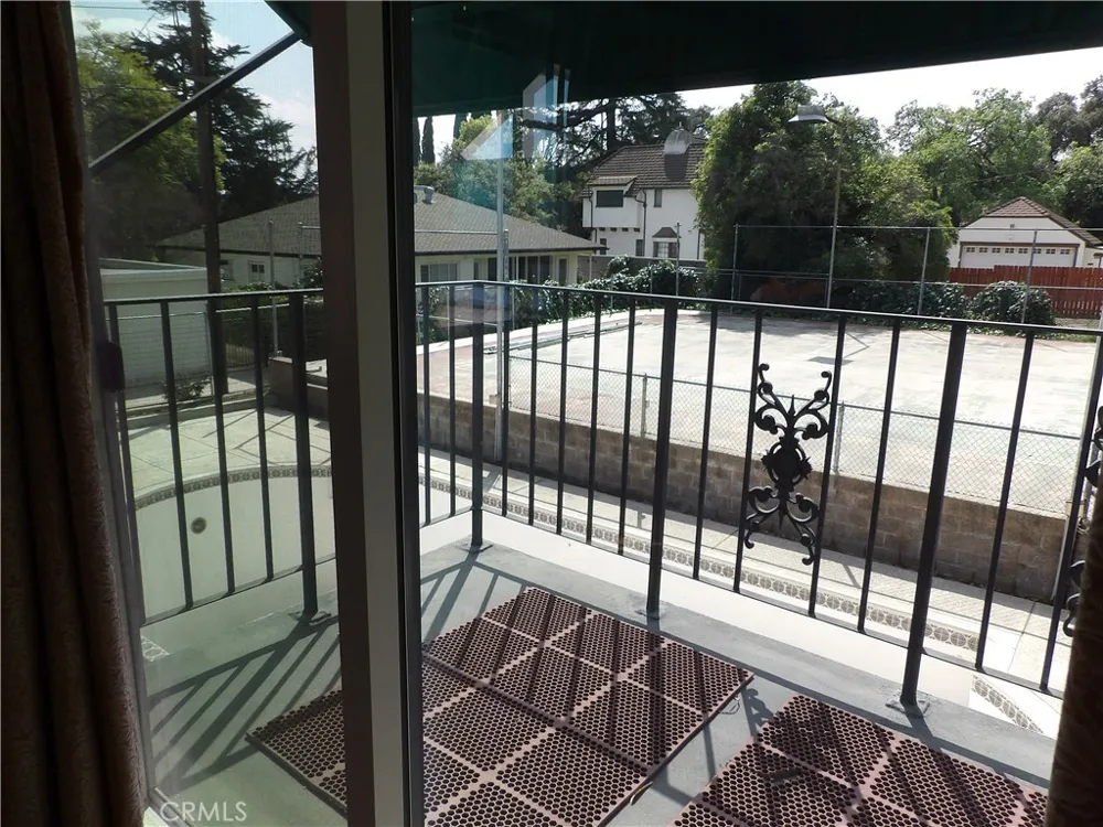 1455 Granada Avenue San Marino, CA 91108