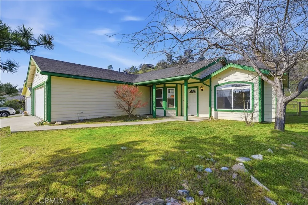 21276 White Pine #39 Tehachapi, CA 93561