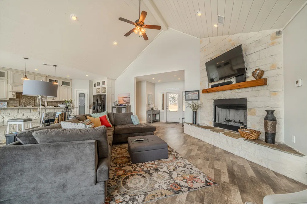 518 Whispering PIne Trail Mount Vernon, TX 75494