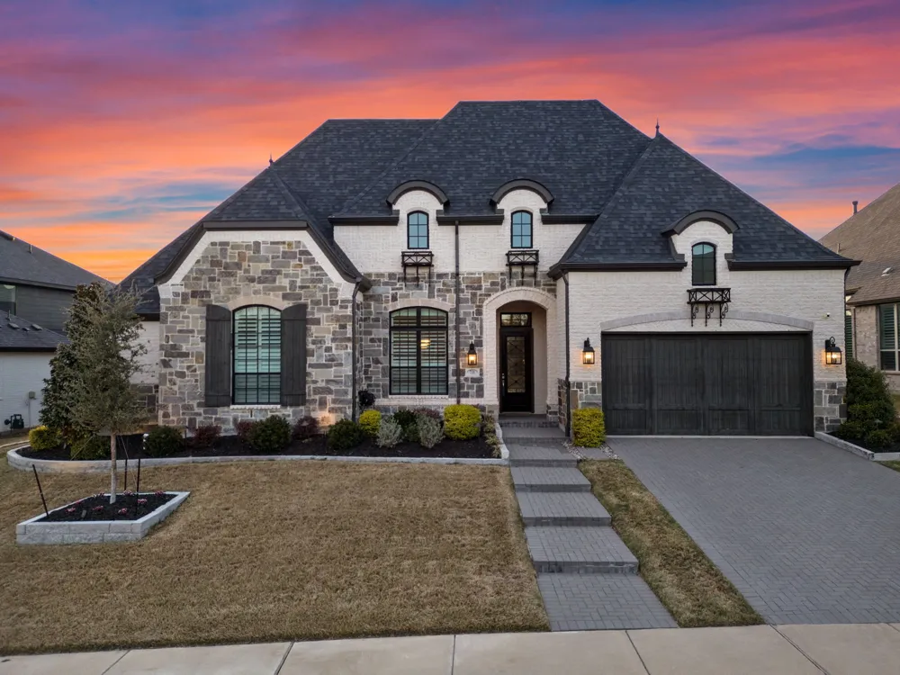 731 Country Brook Lane Prosper, TX 75078